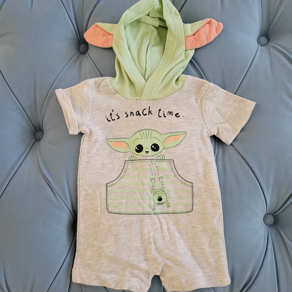 Baby Yoda Star Wars It's snack time